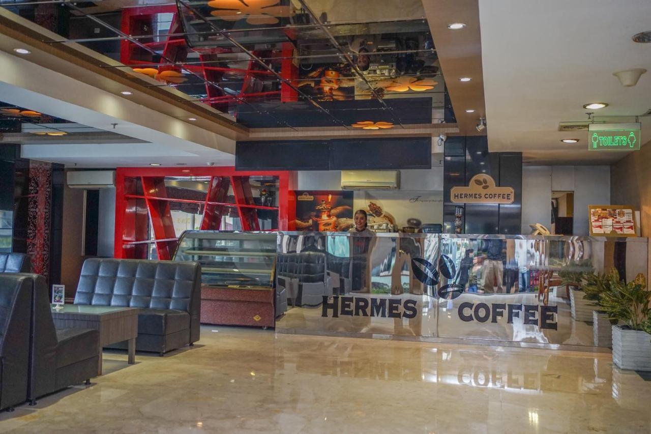 Hermes Palace Hotel Μεντάν Εξωτερικό φωτογραφία