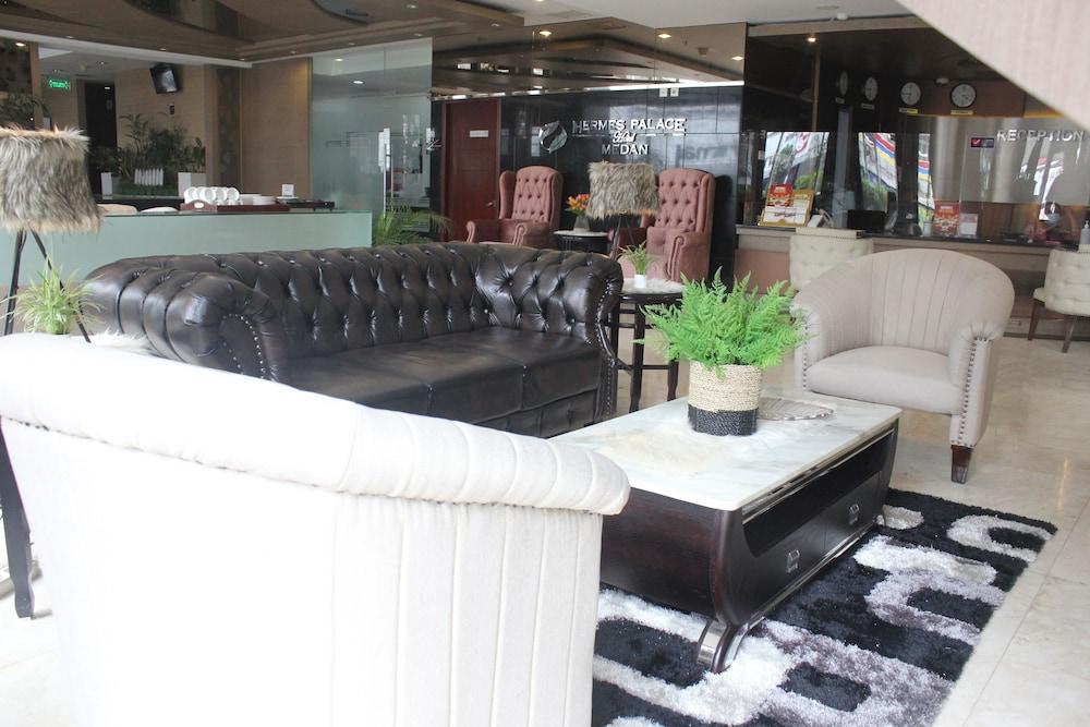 Hermes Palace Hotel Μεντάν Εξωτερικό φωτογραφία