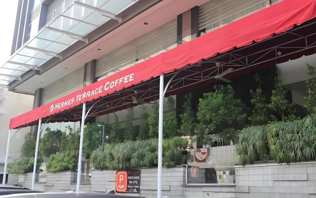 Hermes Palace Hotel Μεντάν Εξωτερικό φωτογραφία