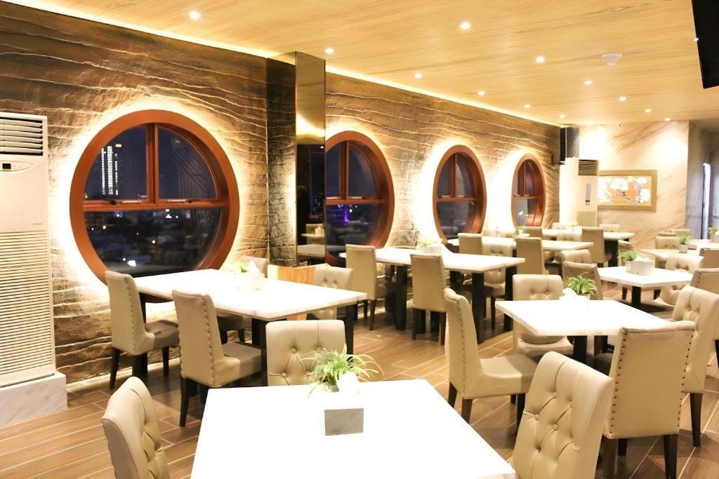 Hermes Palace Hotel Μεντάν Εξωτερικό φωτογραφία