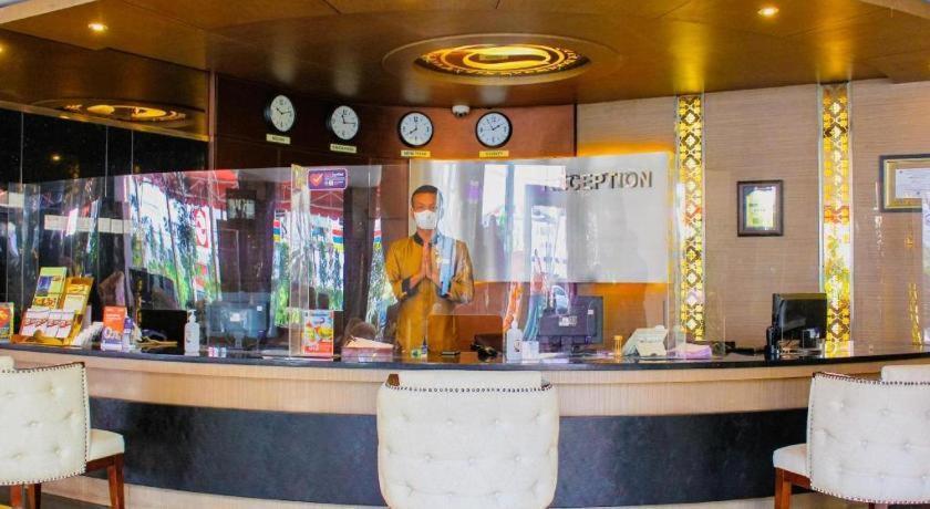 Hermes Palace Hotel Μεντάν Εξωτερικό φωτογραφία